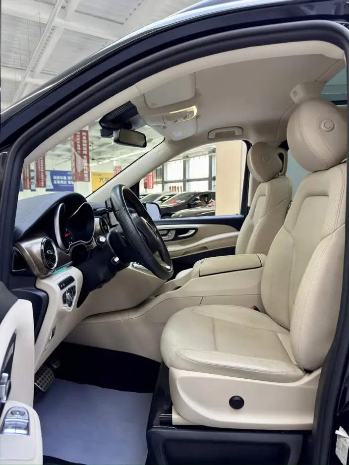 Mercedes-Benz V-Class 2021 Model V 260 L Long wheelbase Deluxe Edition – фото 10
