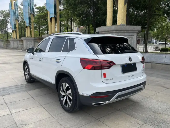 Volkswagen Tayron 2022 Model 330TSI 2WD Luxury Zhilian Edition – фото 5