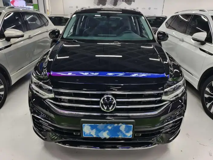 Volkswagen Tiguan L 2022 Model 330TSI Automatic 2WD R-Line Enjoy the version more – фото 2