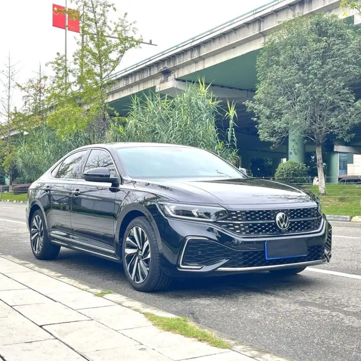 Volkswagen Passat 2022 Model 330TSI Starry sky Elite Edition – фото 3