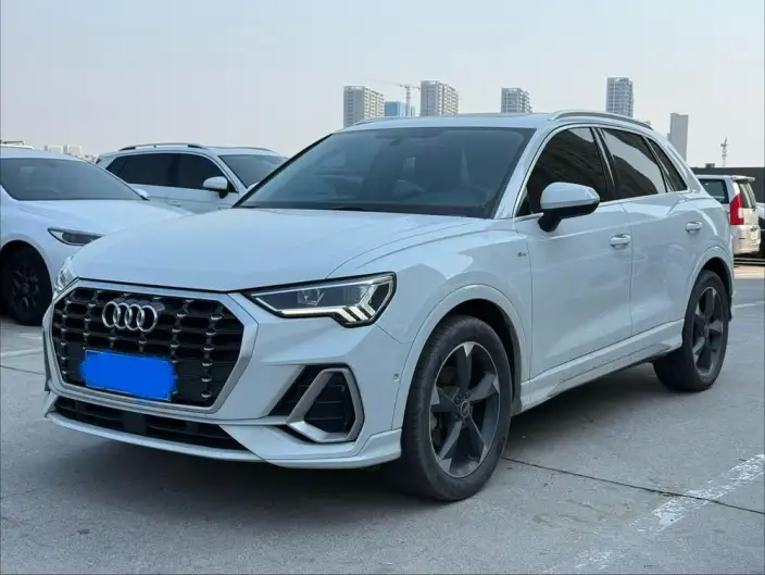 AUDI Q3 2022 Model 35 TFSI Fashion Dynamic Model – фото 1
