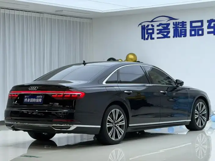 Audi A8 2022 Model A8L 55 TFSI quattro Noble Model Collector Edition Edition – фото 3