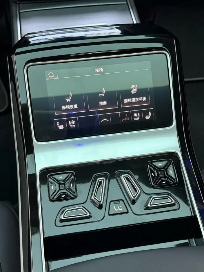 Audi A8 2022 Model A8L 55 TFSI quattro Noble Model Collector Edition Edition – фото 4