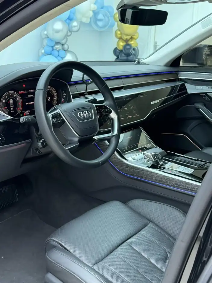 Audi A8 2022 Model A8L 55 TFSI quattro Noble Model Collector Edition Edition – фото 6