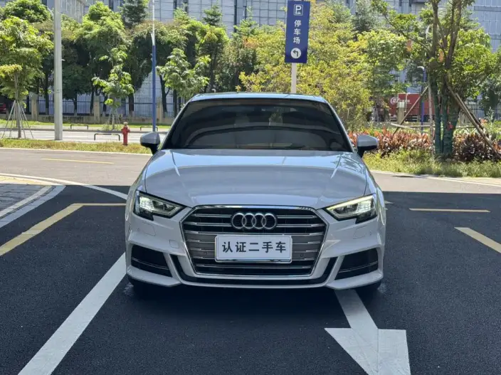 Audi A3 2020 Model Sportback 35 TFSI Fashion Model China VI – фото 2