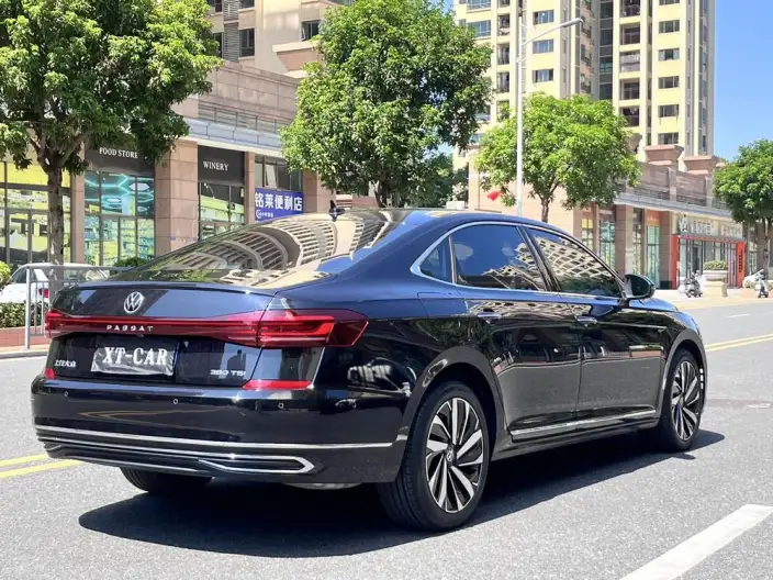 Volkswagen Passat 2022 Model 380TSI Deluxe Edition – фото 6
