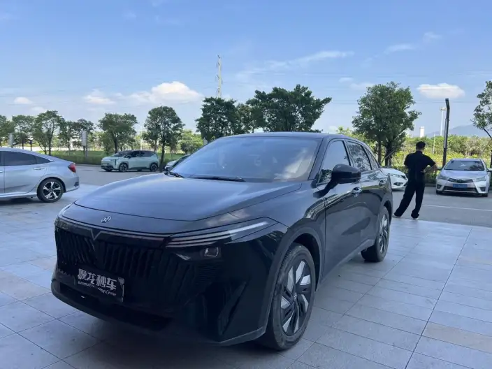 Venucia V+ DD-i 2023 Model 60KM iD Edition – фото 1