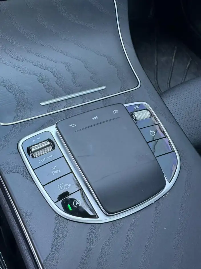 Mercedes-Benz C-Class Imported 2020 Model C 260 Travel Sedan – фото 5