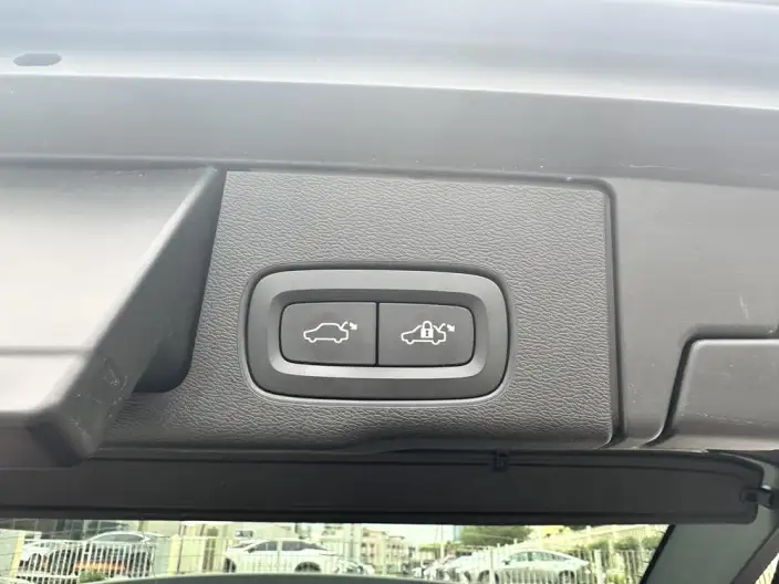 Volvo XC60 2020 Model T5 4WD Smart Range Deluxe Edition – фото 9