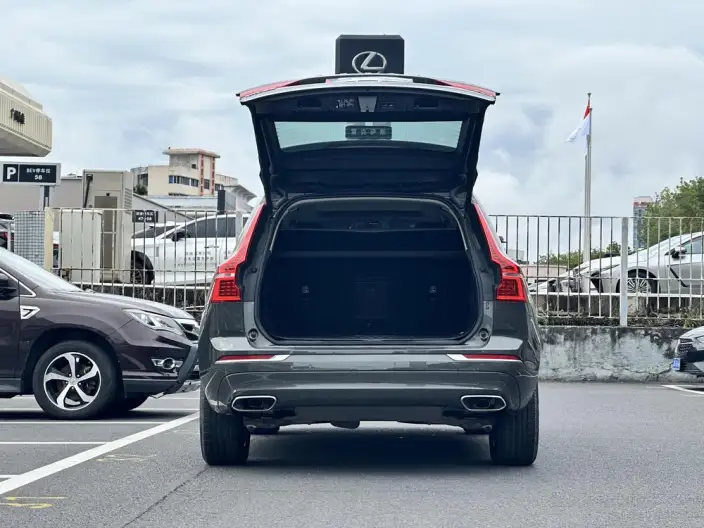 Volvo XC60 2020 Model T5 4WD Smart Range Deluxe Edition – фото 10
