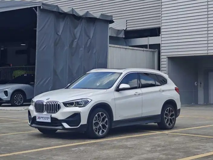 BMW X1 2022 Model sDrive25Li Leading Model – фото 1