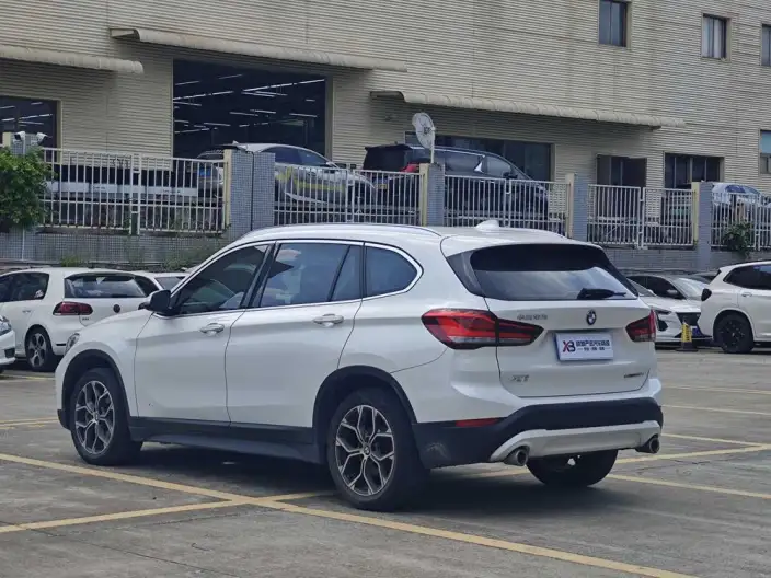 BMW X1 2022 Model sDrive25Li Leading Model – фото 5