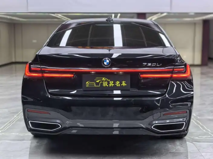 BMW 7 Series 2021 Model 730Li M Sports Set – фото 6