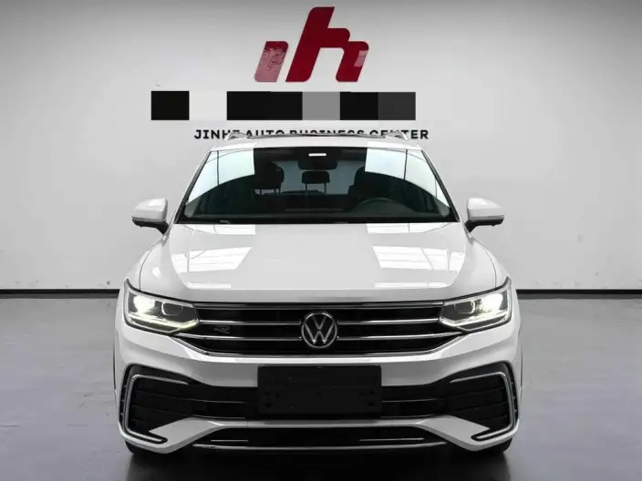 Volkswagen Tiguan L 2022 Model 330TSI Automatic 2WD R-Line Enjoy the version more – фото 2