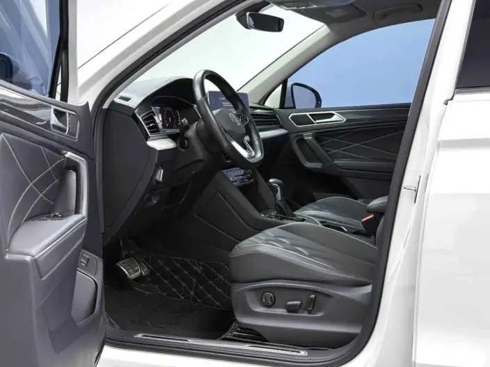 Volkswagen Tiguan L 2022 Model 330TSI Automatic 2WD R-Line Enjoy the version more – фото 8