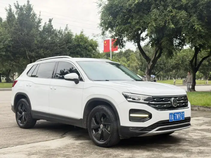 Volkswagen Tayron 2020 Model 330TSI Luxury Zhilian Edition – фото 3