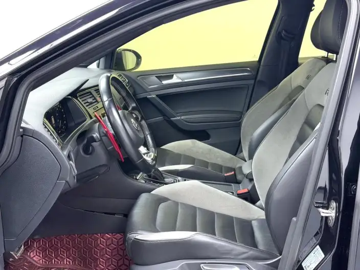 Volkswagen Golf 2020 Model 280TSI DSG R-Line – фото 8