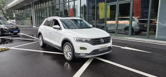 Volkswagen T-Roc 2020 Model 280TSI DSG 2WD Enterprising Model – фото 3