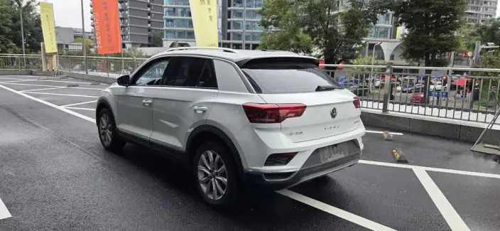 Volkswagen T-Roc 2020 Model 280TSI DSG 2WD Enterprising Model – фото 4