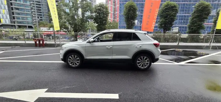 Volkswagen T-Roc 2020 Model 280TSI DSG 2WD Enterprising Model – фото 9