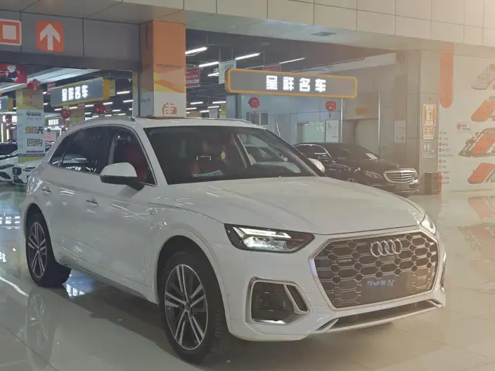 Audi Q5L 2022 Model Facelift 40T Luxury Dynamic Model – фото 2
