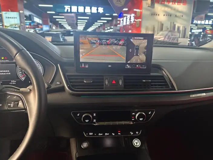 Audi Q5L 2022 Model Facelift 40T Luxury Dynamic Model – фото 9