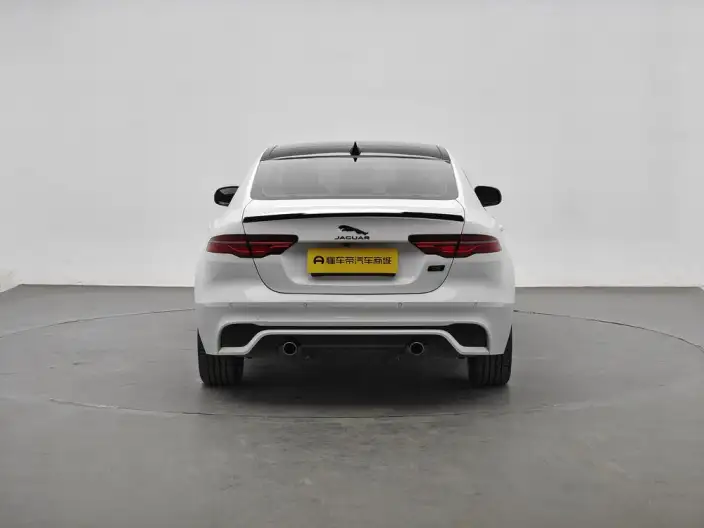 Jaguar XE L 2025 Model 2.0T 250PS R-DYNAMIC 90th Anniversary Collector Edition Edition – фото 6