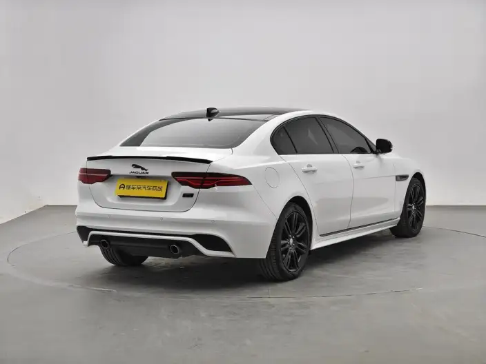 Jaguar XE L 2025 Model 2.0T 250PS R-DYNAMIC 90th Anniversary Collector Edition Edition – фото 7