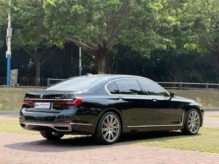 BMW 7 Series 2022 Model 740Li xDrive Executive Model Luxury Set – фото 7