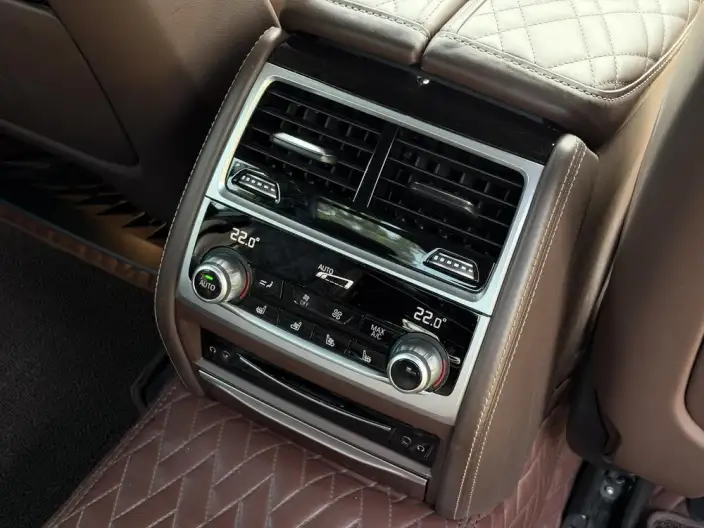 BMW 7 Series 2022 Model 740Li xDrive Executive Model Luxury Set – фото 10