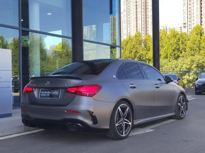 Mercedes-Benz A-Class AMG 2025 Model AMG A 35 L 4MATIC – фото 5