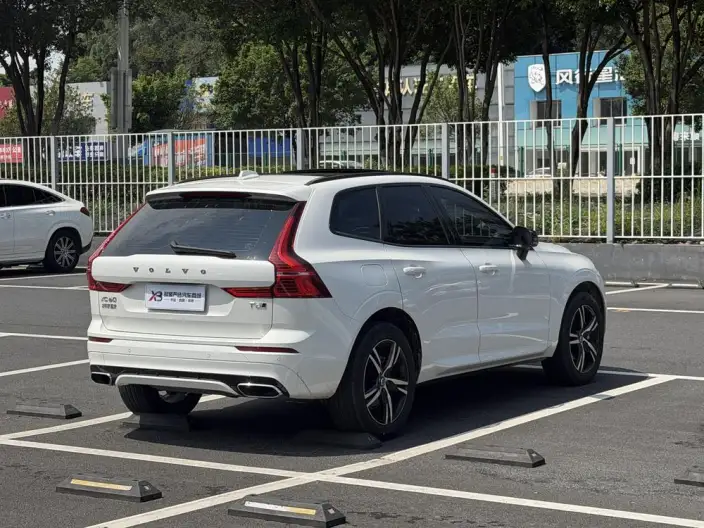 Volvo XC60 2021 Model T5 4WD Smart Range Sports Edition – фото 7