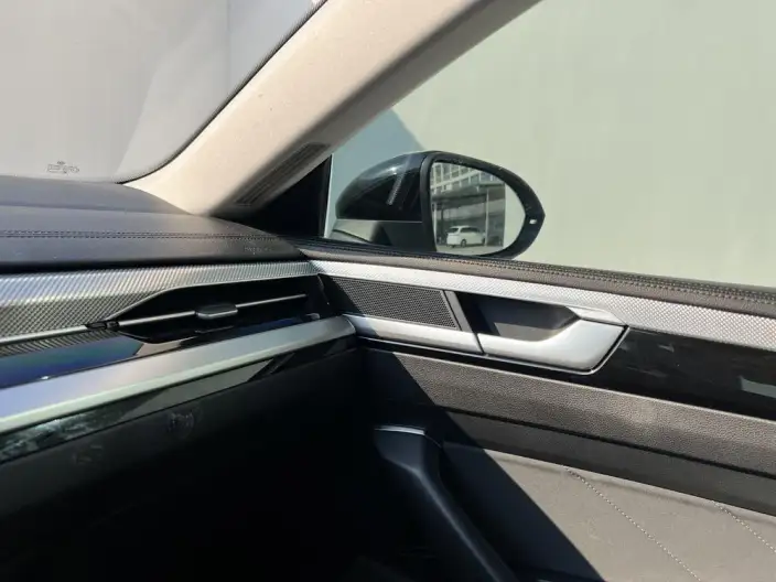 Volkswagen CC 2021 Model 380TSI Eye-catching version – фото 8