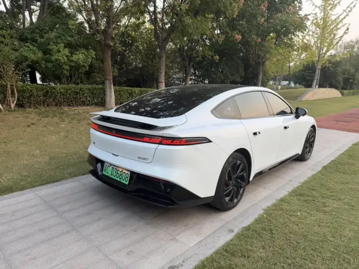 eπ 007 2024 Model EV 620Pro Edition – фото 6