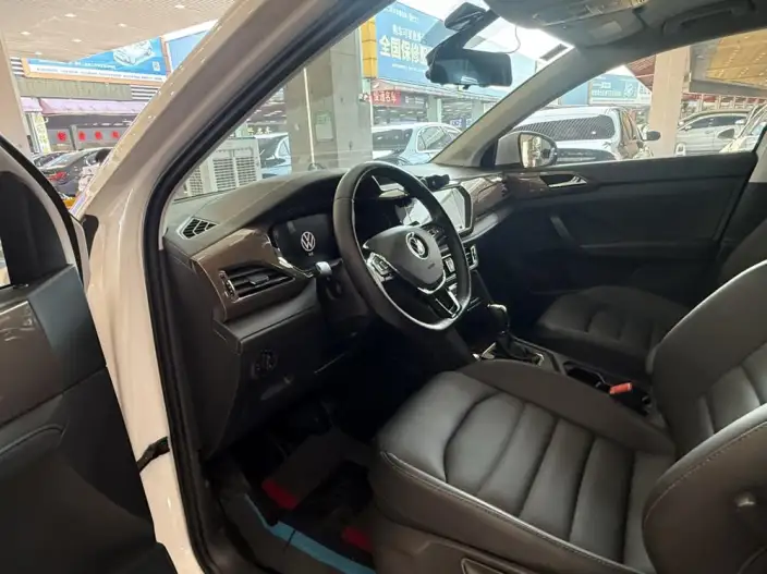 Volkswagen Tharu 2022 Model 280TSI 2WD Comfort Edition – фото 7