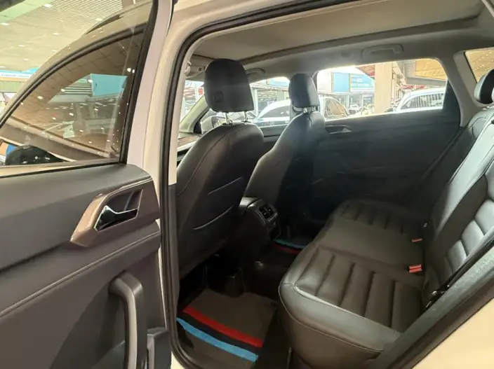 Volkswagen Tharu 2022 Model 280TSI 2WD Comfort Edition – фото 8