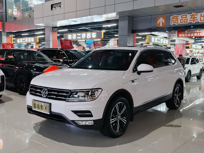 Volkswagen Tiguan L 2020 Model 280TSI Automatic 2WD Panorama Comfort Edition China VI – фото 1