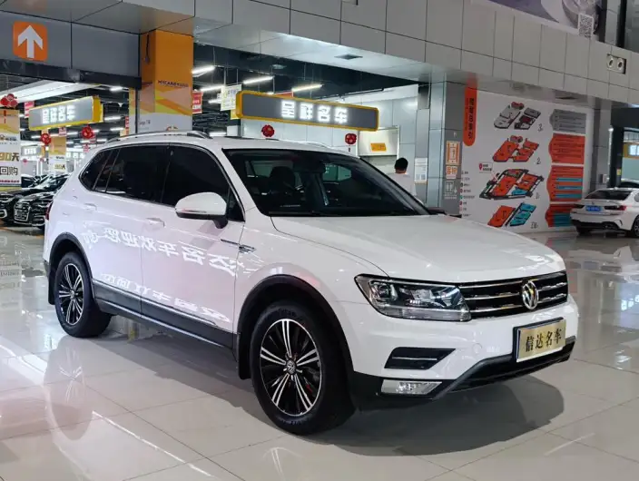 Volkswagen Tiguan L 2020 Model 280TSI Automatic 2WD Panorama Comfort Edition China VI – фото 3
