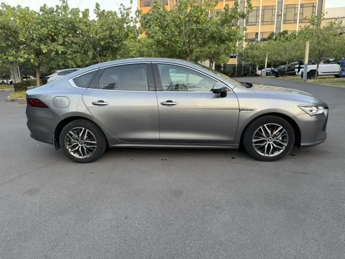 BYD Qin PLUS DM 2021 Model DM-i 55KM Flagship Model – фото 8