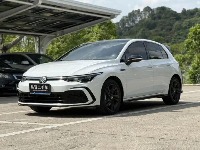 Volkswagen Golf 2021 Model 280TSI DSG R-Line – фото 1