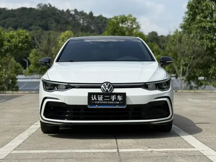 Volkswagen Golf 2021 Model 280TSI DSG R-Line – фото 2