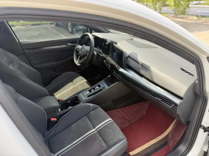 Volkswagen Golf 2021 Model 280TSI DSG R-Line – фото 10