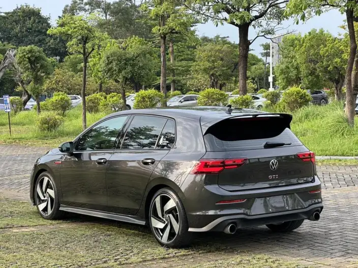 Volkswagen Golf GTI 2021 Model 380TSI DSG GTI – фото 4