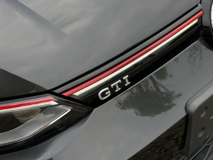Volkswagen Golf GTI 2021 Model 380TSI DSG GTI – фото 9