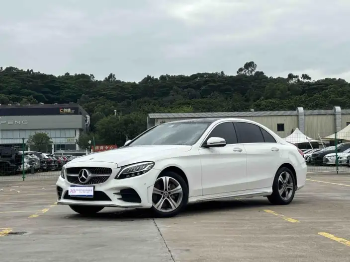 Mercedes-Benz C-Class 2021 Model C 260 L Sports Edition – фото 1