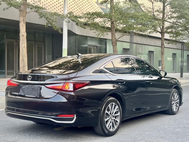 Lexus ES 2022 200 Excellence – фото 10