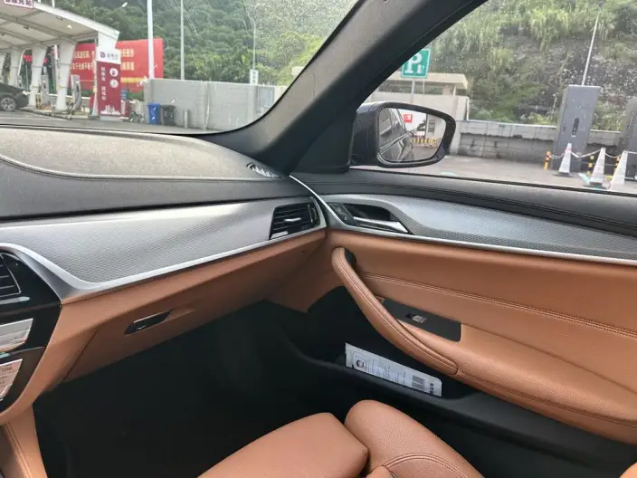 BMW 5 Series Imported 2020 Model 525i M Sports Set – фото 8