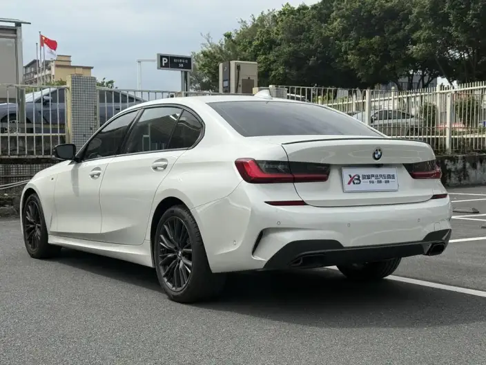BMW 3 Series 2022 Model 325Li M Sports Set – фото 4