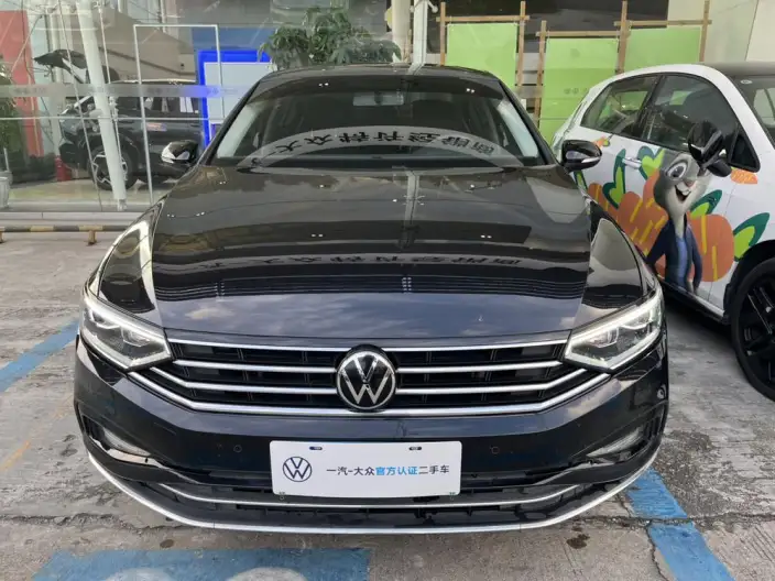 Volkswagen Magotan 2020 Model 280TSI DSG Comfort Model – фото 2