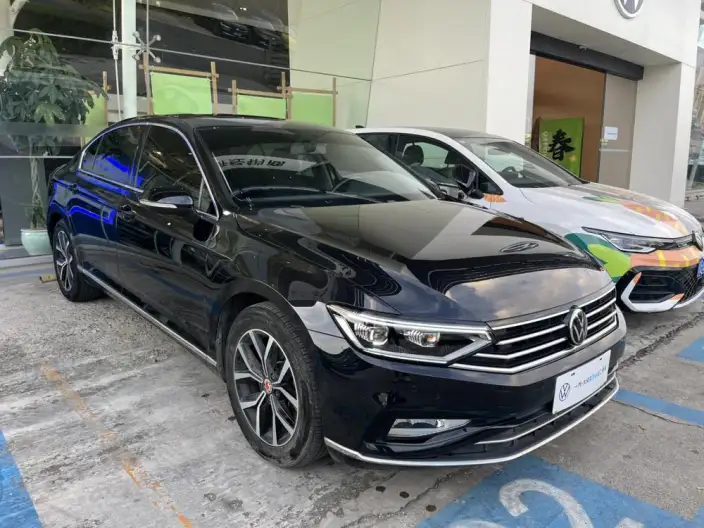 Volkswagen Magotan 2020 Model 280TSI DSG Comfort Model – фото 3